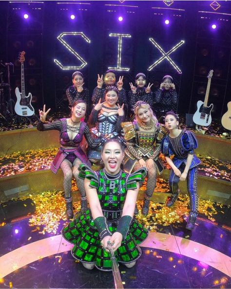 SIX the Musical Catherine of Aragon Anne Boleyn Jane Seymour Anna of Cleves Katherine Howard Catherine Parr Six The Musical Fanart Ex Wives, Anna Of Cleves Six The Musical, Cleves Six The Musical, The Six, Six The Musical Uk Tour, Six The Musical Jane Seymour, Theatre Aesthetic, Musical Theatre Costumes, Six Musical