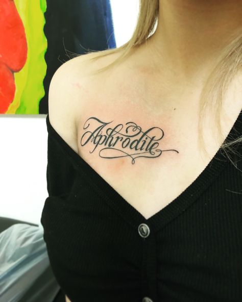 #aphrodite #aphroditetattoo #godess #loveandbeauty #tattooart Name On Chest Tattoo, Aphrodite Tattoo Simple, Tattoo Patchwork Ideas, Aphrodite Tattoo Symbol, Aphrodite Tattoo Design, Spirituality Tattoos, Aphrodite Tattoo, Tattoo Patchwork, E Money