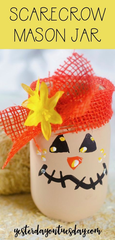 19 Fun and Easy Fall Mason Jar Crafts Easy Diy Fall Crafts, Fall Mason Jar Crafts, Jars Crafts, Fall Jars, Easy Mason Jar Crafts, Fall Crafts For Adults, Diy Scarecrow, Scarecrow Face, Scarecrow Crafts