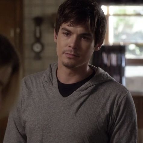 Caleb Pretty Little Liars, Caleb Rivers, Mike Montgomery, Liar Liar, Ladybug Movie, Miraculous Ladybug Movie, Best Series, Pretty Little Liars, Miraculous Ladybug