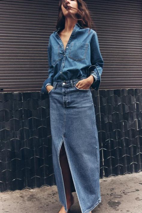 Denim Midi Skirt, Jeans Rock, Look Casual, Skorts, Spring Summer Outfits, Skirt Outfits, Denim Shirt, Collar Shirts, Look Fashion