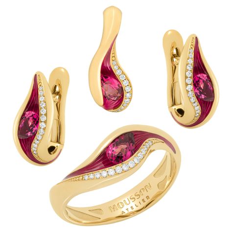 Pink Tourmaline Diamonds Enamel 18 Karat Yellow Gold Melted Colors Suite Our new collection "Melted Colors" symbolizes a bright hot summer. Suite seems to melt from the burning sun, Enamel in the color of the central stones Pink Tourmalines flows down the 18 Karat Gold in streams. In addition, the scatterings of Diamonds are fixed, highlighting the entire composition. Please request a video link to check this beauty in action Ring: US Size 7 1/4 // EU Size 54 5/8 20.90 x 7.10 mm (WxH) Weight - 4.26 gm. Earrings: 6.90 x 16.90 mm (WxL) Weight - 5.88 gm. Pendant: 7.90 x 19.90 mm (WxL) Weight - 4.06 gm. Total weight - 14.20 gm. Burning Sun, Gold Jewelry Fashion, Pink Tourmaline, Hot Summer, Clip On Earrings, New Collection, Tourmaline, Gold Jewelry, Jewelry Design