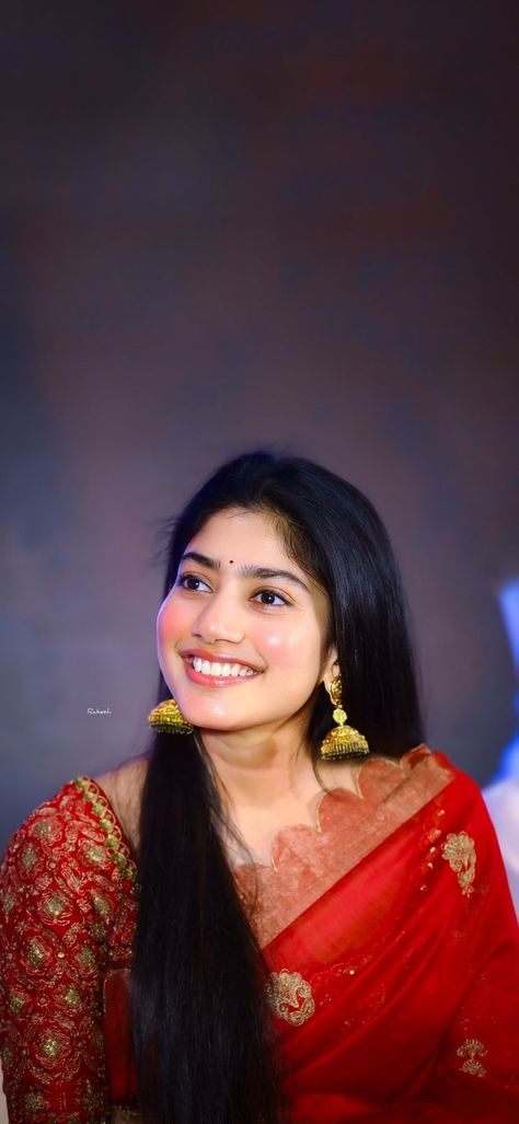 Saipallavi Hd Wallpaper, Saipallavi Images Hd, Sai Pallavi Photos, Dr Ambedkar Hd Wallpaper New, Dr Ambedkar, Sai Pallavi Hd Images, Eyes Images, Handwriting Examples, Afghani Clothes