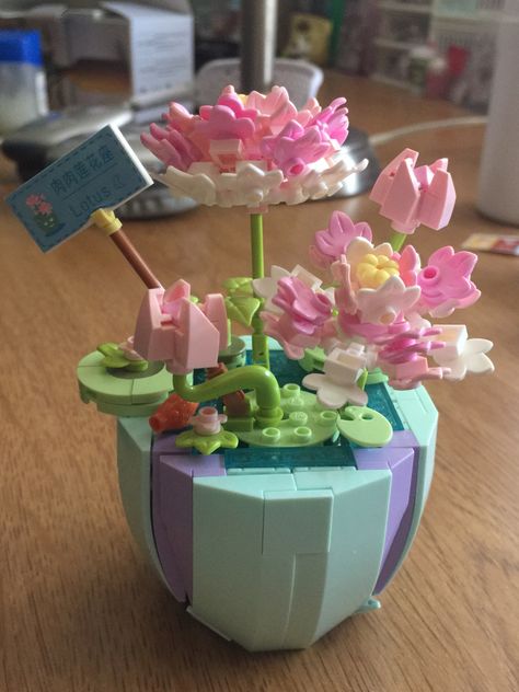 Lego Flowers, Lego Decorations, Japan Spring, Alice In Wonderland Birthday, Lego Creative, Lego Room, Gift Inspo, Lego Projects, Spring Aesthetic