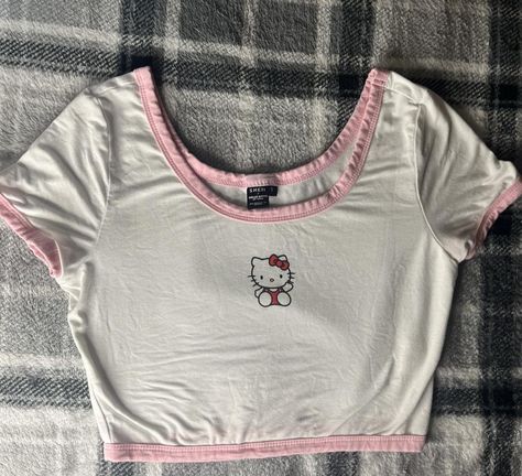 Hello Kitty Crop Top, Pink Hello Kitty Cotton Top, Pink Short Sleeve Hello Kitty T-shirt, Cute Hello Kitty Cotton T-shirt, Casual Pink Hello Kitty T-shirt, Pink Hello Kitty Short Sleeve T-shirt, Shein Tops, Cute Nikes, Pink Fashion