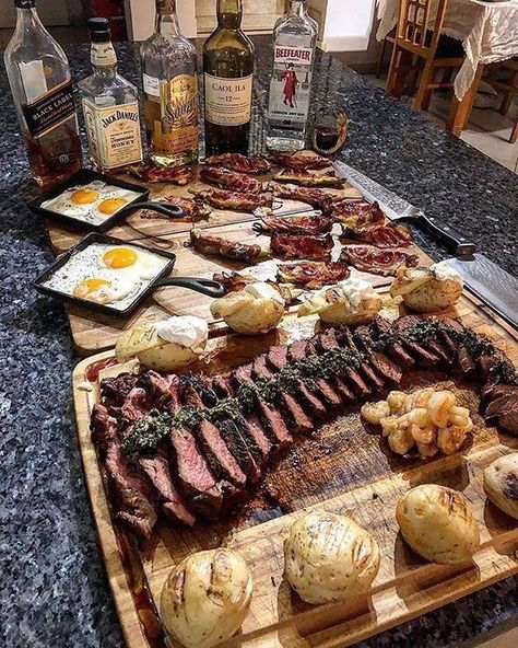 Meat Board, Doner Kebab, Man Food, Bbq Recipes, Finger Food, Pretty Food, Food Cravings, I Love Food, Amazing Food