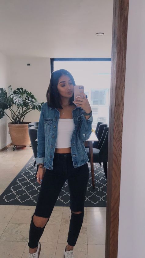 Basic outfit with denim jacket, white tube top, black jeans and white platform shoes Outfit Ideas With Jean Jacket, Jean Jacket Outfits Women, Jean Dress Outfit Black Women, Dress And Jean Jacket Outfit, Outfit Ideas Jean Jacket, Outfits With Jean Jacket, Denim Jacket Outfit, Fall Outfit Ideas, Boyfriend Jean