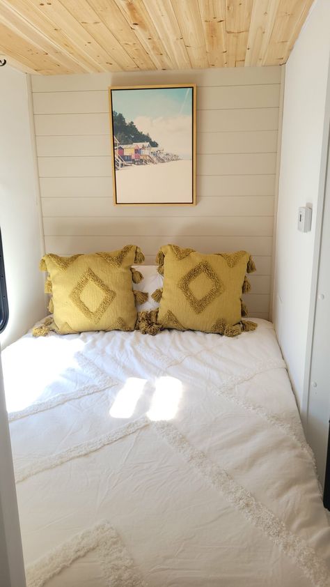 19 Headboard Ideas for Your RV Bedroom Remodel Rv Headboard Ideas, Rv Headboard, Redo Camper, Rv Bedroom Remodel, Camper Walls, Rv Bedroom Ideas, Rv Renovation Ideas, Rv Sofas, Camper Remodel Ideas