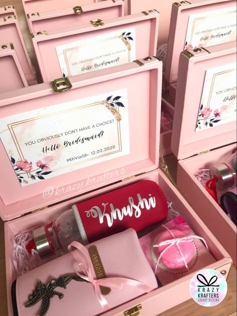 Indian Bridesmaid Box Ideas, Bridesmaid Gift Hamper Ideas, Bride To Be Hamper Ideas, Bridesmaid Hamper Ideas, Bridesmaid Gift Hamper, Bridesmaid Hamper, Bridesmaid Proposal Gift Ideas, Proposal Gift Ideas, Bridesmaid Kit