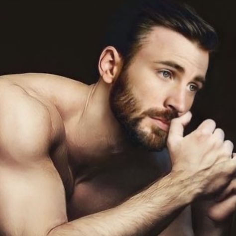 Chris Evans Hot Kiss, Chris Evans Gay Kiss, Chris Evans Biceps, Chris Evans Gay, Chris Evans Abs Steve Rogers, Chris Evans Defending Jacob, Chris Evans Beard, Chris Evans Shirtless, Chris Evans Sexiest Man Alive