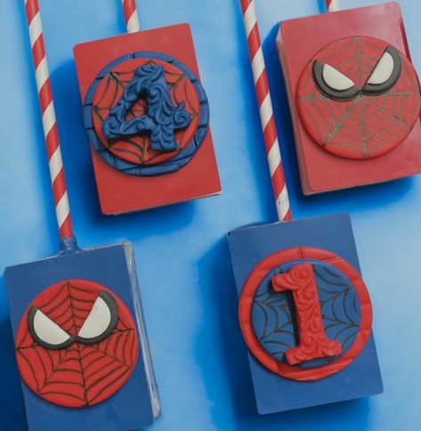 Spiderman Rice Krispies Treats Spiderman Rice Krispie Treats, Spider Man Rice Crispy Treats, Spider Man Rice Krispies, Spiderman Brownies, Spiderman Rice Crispy Treats, Spiderman Treats Ideas, Spiderman Treats, Chocolate Covered Rice Krispies, Spidey Party