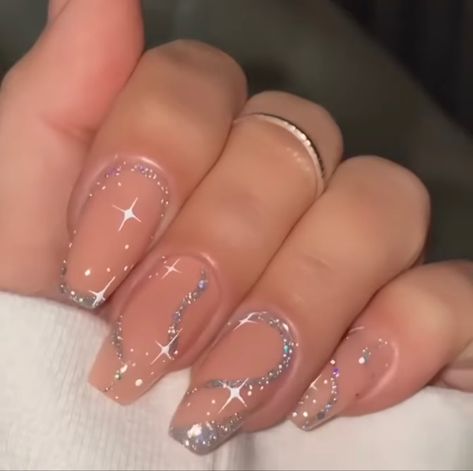 Nye Nails Square, Great Gatsby Nails, New Years Eve Nails Ideas Classy, New Years Eve Nail Art, Graduation Nails Ideas, New Years Eve Nail, Uñas Aesthetic, Nye Nails, Emerald Nails