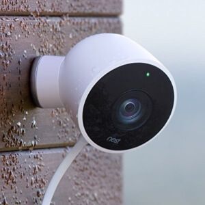 A Beginner’s Guide to Wireless Security Cameras for Home Home Security Tips, Security Cam, Diy Home Security, Wireless Home Security Systems, Best Home Security, Security Equipment, Wireless Home Security, Google Nest, Wireless Security Cameras