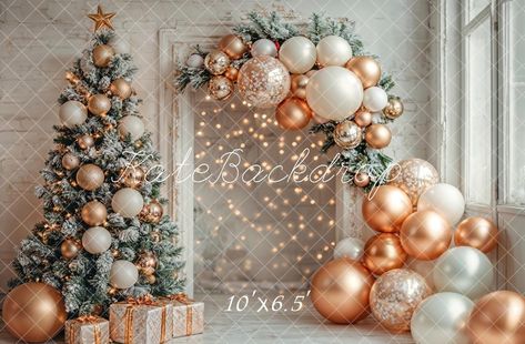 Kate Christmas Tree Balloon Arch Door Backdrop Designed by Emetselch Tree Balloon Arch, Winter Balloon Arch, Christmas Backdrop Ideas, Christmas Balloon Arch, Farmhouse Mantel Decor, Tree Balloon, Door Backdrop, Christmas Arch, Arch Door