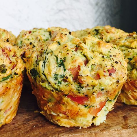 Zucchini Savoury Muffins, Zucchini Bacon Cheese Muffins, Zucchini And Cheese Muffins, Savory Zucchini Muffins Recipes, Courgette Muffins Recipe, Zucchini Cheddar Muffins, Bacon Zucchini Recipes, Muffin Quiche Recipes, Savoury Muffins Recipes