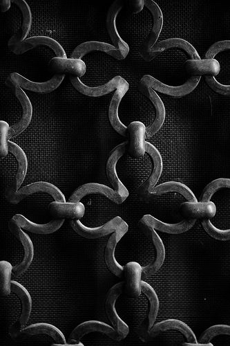 Black iron cross Black And White Photograph, Iron Work, Color Textures, Shades Of Black, Rococo, Blacksmithing, Textures Patterns, Architecture Details, Wrought Iron