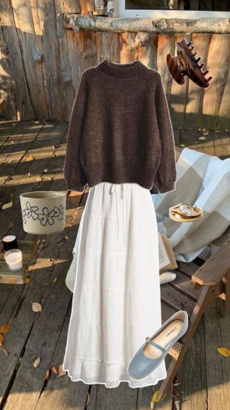 Cabin fit, casual outfit, fall outfit, skirt outfit, white maxi skirt, maxi skirt, sweater, oversized sweater, sweater outfit, ballet flats Maxi Skirt Sweater, Fall Outfit Skirt, Outfit Ballet Flats, White Maxi Skirt Outfit, Casual Outfit Fall, Winter White Outfit, Maxi Skirt Fall, Skirt Outfit Fall, White Outfits For Women