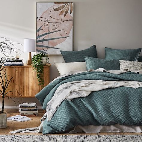 Home Republic - Colvin Quilted Quilt Cover Teal Bedding Ideas, Layered Bedding Ideas, Teal Duvet, Teal Quilt, Teal Bedding, Bedroom Colour, Grey Bed Frame, Minimal Bedroom, Bedroom Layout