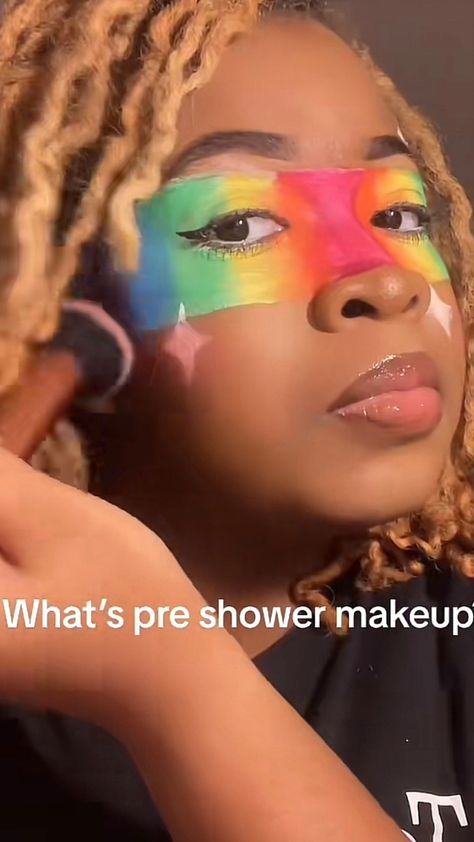 pre shower routine, messy make up, trends 2024, pre shower make up, make up experiments, carnaval make up, maquiagem de carnaval, maquiagem lgbt, maquiagem de arcoiris, rainbow make up Pre Shower Makeup Ideas Easy Funny, Preshower Makeup Ideas, Pre Shower Makeup Ideas, Preshower Makeup, Pre Shower Makeup, Sleepover Makeup, Shower Makeup, Make Carnaval, Make Up Ideas