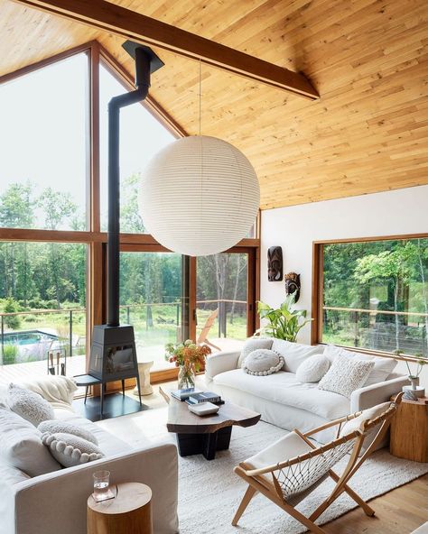 Architectural Digest on Instagram: “The first thing you notice at Bill Caleo and Megan Noetzel LeFauve’s Catskills home is the abundance—and the aroma—of wood. “It’s part of…” Vaulted Ceiling Living Room, Freestanding Fireplace, White Fireplace, Guest Cottage, Bunk Room, Style Deco, Decoration Inspiration, Eco Friendly House, Sustainable Home