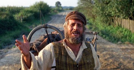 Fiddler on the Roof Norman Jewison, Jewish Learning, Jewish Humor, Fiddler On The Roof, Sign Of The Cross, Kirk Douglas, Flash Gordon, Jewish Culture, Christian Traditions