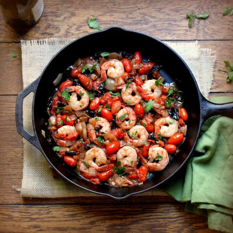 Shrimp Puttanesca, Puttanesca Recipe, Fast Metabolism Recipes, Fmd Recipes, Fast Metabolism Diet, Anchovies, Seafood Dishes, Food 52, Shrimp Recipes