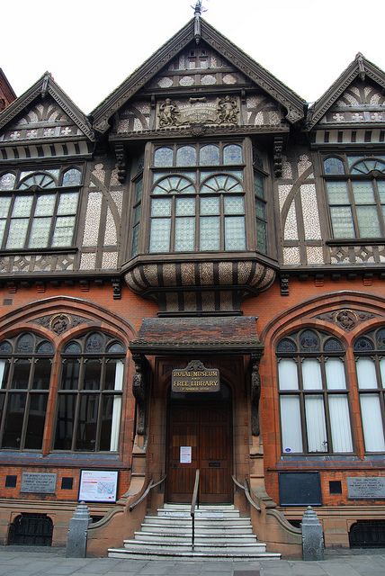 Canterbury Library & Museum where medieval portrait with Stephen hangs Old Library Architecture Exterior, Library Exterior, Tudor House Exterior, Spring Wishlist, Witchy House, English Library, Timber Architecture, Medieval Architecture, Beautiful Library