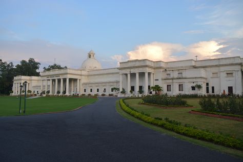 IIT Roorkee main Building Iit Roorkee Wallpaper Hd, Iit Roorkee Wallpaper, Iit Delhi Wallpaper, Iit Wallpapers, Iit Roorkee, Iit Delhi, Iit Bombay, Star Bus, Wallpaper For Pc