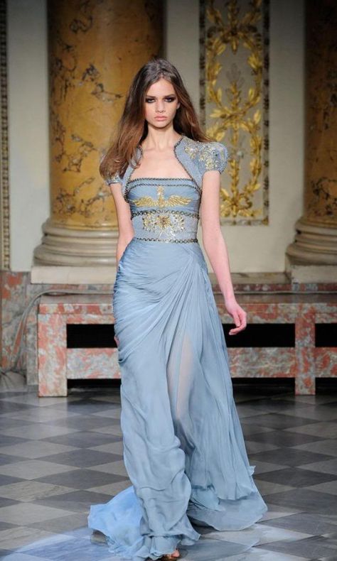 Dress for princess of Dol Amroth - Zuhair Murad Zuhair Murad Haute Couture, Dreamy Gowns, Gowns Dresses Elegant, 파티 드레스, Fantasy Dresses, Couture Mode, Fairytale Dress, Zuhair Murad, Fantasy Dress