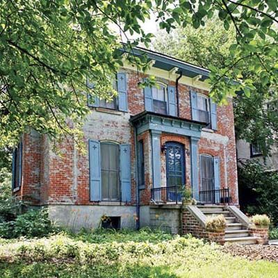 Best Old Neighborhoods for Houses - 2010 USA Old Neighborhood, Old Abandoned Houses, Antique House, Cottages And Bungalows, Abandoned Mansions, Abandoned Buildings, Facade House, Old Buildings, Abandoned Houses