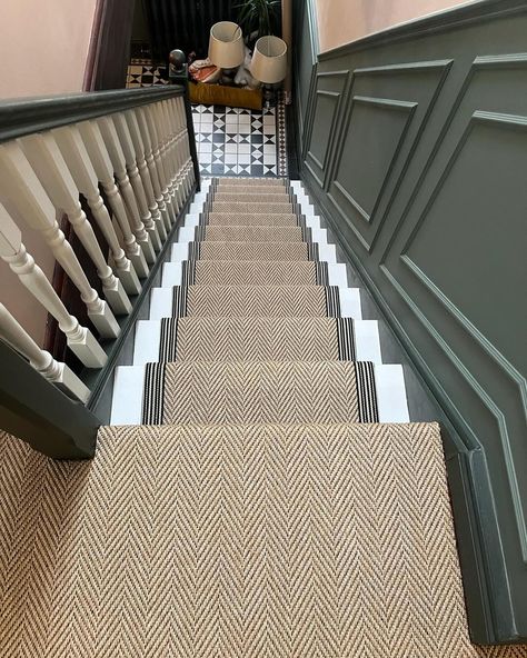 This herringbone easy care sisal looks great with our tape Roach B. Expertly fitted by @campbellcarpets It’s all in the prep.. This product requires full stick, so plying of landing and stairs is necessary to ensure a perfect finish. #carpetedging #carpetbinding #carpetwhipping #stairrunner #stairrunners #herringbonecarpet #carpet #manmadecarpet #stairs #flooring #floorlayer Cottage Stair Runner, Stairs Runner Landing, Hall Stairs And Landing Carpet Ideas, Seagrass Stair Runner, Stairs And Landing Carpet Ideas, Herringbone Carpet Stairs And Landing, Carpet Stairs Ideas, Staircase Carpet Ideas, Stair Carpet Ideas