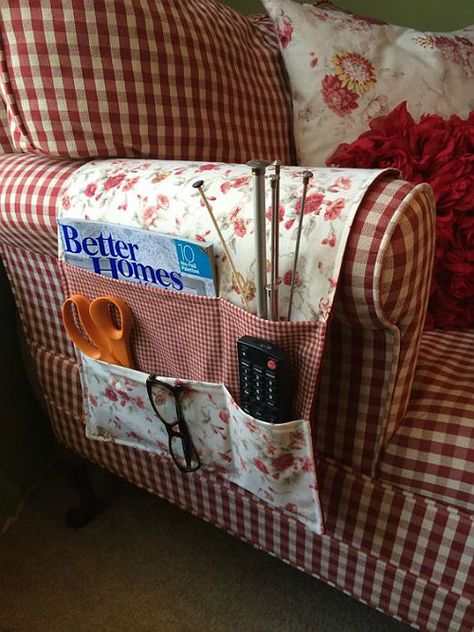 Corral Bedside Clutter with a Custom Organizer Caddy - Quilting Digest Bed Caddy, Remote Caddy, Bedside Caddy, Sewing Caddy, Quilting Digest, Caddy Organizer, Remote Holder, Small Sewing Projects, Sewing Organization