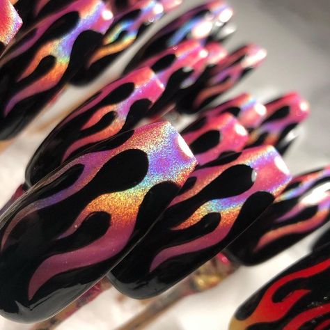 Glitter Flame Nails, Chrome Flame Nails, Flame Nail Designs, Gel Chrome Nails, Friends Nails, Adorable Nails, Flame Nail Art, Flame Nails, Witch Nails