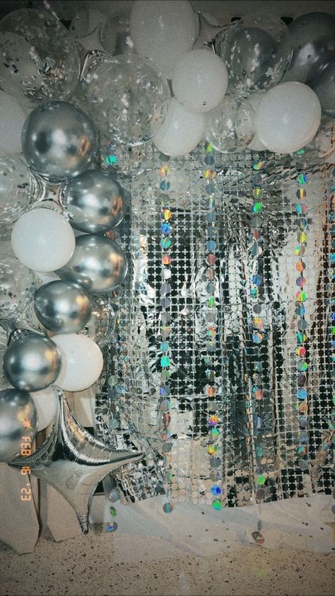 Sparkle Bday Party, Silver Disco Birthday Party, 50th Birthday Disco Party Ideas, Mirrorball Sweet 16, Platinum Themed Party, Chrome Birthday Party, Futuristic Party Aesthetic, Disco And Denim Party, Shiny Birthday Party