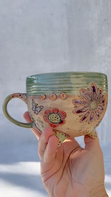 Summer Pottery, Spring Pottery Ideas, Whimsical Ceramics, Whimsical Pottery, Ceramic Tea Cups, Spring Pottery, Dragon Fly Pottery, Dragonfly Pottery, Clay Bee Mug