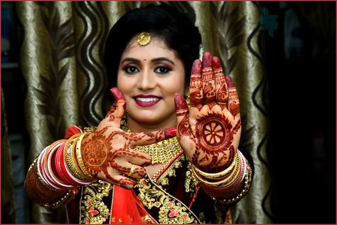 Clojap Photo New, Singal Dulhan Pose, Dulhan Single Pose, Dulhan Closeup, Closeup Poses, Mehendi Photography Bridal, New Dulhan Pose, Mehendi Photoshoot, Wedding Dulhan Pose