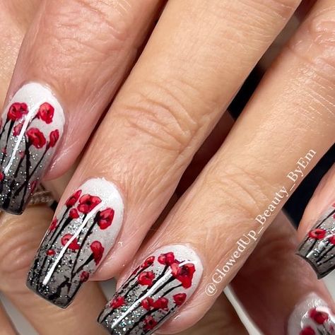 Emma Cousins - Nail Technician on Instagram: "Remembrance Day Nails. 11-11-11 Lest We Forget. ❤️ All Handpainted. @glitterbels Core Acrylic. @the_gelbottle_inc Daisy and Moondust gel polish. @magpie_beauty art gels. @thenailawards #acrylicnails #acrylicextensions #gelpoloshdesigns #gelpolish #gelnailsdesign #gelnailinspo #poppydaynails #remembranceday #remembranceday2023 #poppynails #lestweforget #handpaintednailart #nailextensions #inspiringnailtech #addictedtonails #nailaddict #notd #na Remembrance Nail Art, Remembrance Nails Poppies, Remembrance Day Nail Art, Poppy Nails Design, Remembrance Day Nails, Remembrance Nails, Poppy Nail Art, Poppy Nails, Sports Nails