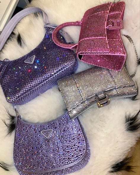 Cute Small Purse, European Princess, Sparkly Purse, Prada Purse, Purse Outfit, Hello Holiday, Girly Bags, Girly Accessories, Luxury Purses