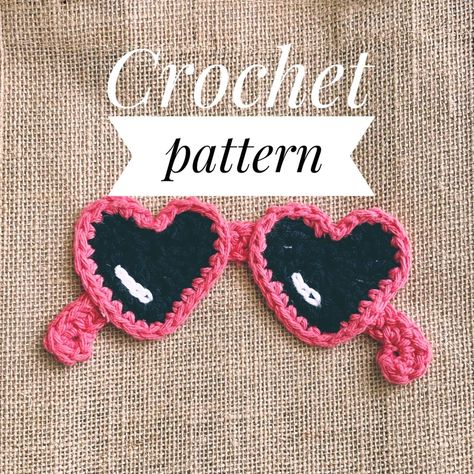 Crochet Postcard, Crochet Sunglasses, Crochet Applique Patterns Free, Crochet Couture, Crocheted Bags, Bags Crochet, Girls Applique, Crochet Simple, Crochet Girls