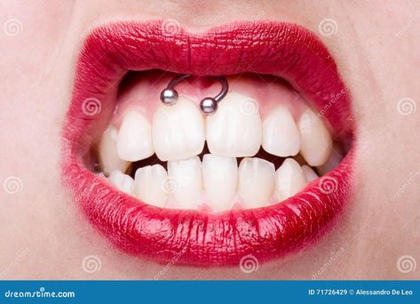 Smiley Piercing Detail with Snarling Woman s Mouth Lip Frenulum Piercing, Piercings Mouth, Piercings Corps, Frenulum Piercing, Septum Nose Piercing, Piercing Bouche, Vertical Labret Piercing, Philtrum Piercing, Laser Skin Tightening