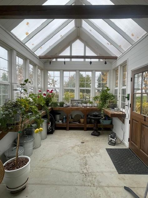 Garden Shed And Greenhouse Combo, Greenhouse She Shed Combo, Greenhouse Shed Combo, Cottage Garden Sheds, Window Greenhouse, Indoor Farming, Flower Garden Plans, Outdoor Greenhouse, Greenhouse Shed