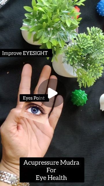 Mudra For Eyesight, Eye Mudra, Eyes Health, Pulling An All Nighter, Eye Sight, Viral Song, Blurry Vision, Eye Sight Improvement, Hair Remedies For Growth