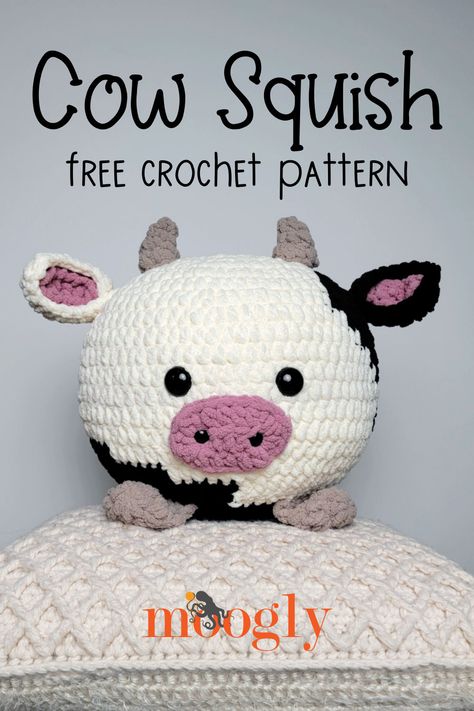 The Cow Squish is a cuddly, moo-velous, and very squishy free crochet pattern on Moogly! Featuring Bernat Blanket O'Go, grab this pattern by the horns and make your own - it's udderly fun! #CALCentralCrochet Crocheted Cow, Cow Pillow, Crocheted Cow Pattern, Animal Amigurumi, Amigurumi Cow, Bernat Blanket, Confection Au Crochet, Pola Amigurumi, Crochet Cow