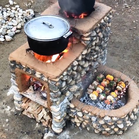 MetDaan DIY - How to build a smart firewood stove +BBQ 🔥 Outdoor Cooking Fireplace, Firewood Stove, Outdoor Cooking Area, Outdoor Stove, Backyard Fireplace, Outdoor Oven, Home Decor Ideas Living Room, Apartment Patio Decor, Fire Pit Designs