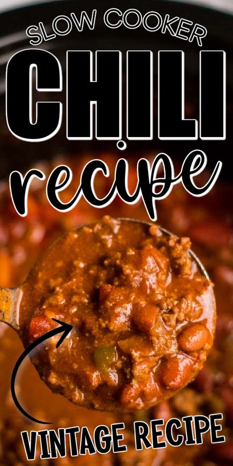 This slow cooker chili recipe is the best dinner solution for busy work nights. This old-fashioned chili recipe is a perfect mixture of zesty tomatoes, hearty beans, and juicy ground meat. Petro Chili Recipe, Best Slow Cooker Chili Recipe, Chilli Recipe With Cocoa Powder, Chili Recipe With Italian Sausage, Best Chili Recipe Crockpot, Best Chili Recipe Award Winning, Old Fashioned Chili, Chili Varieties, Chilli Recipe Crockpot