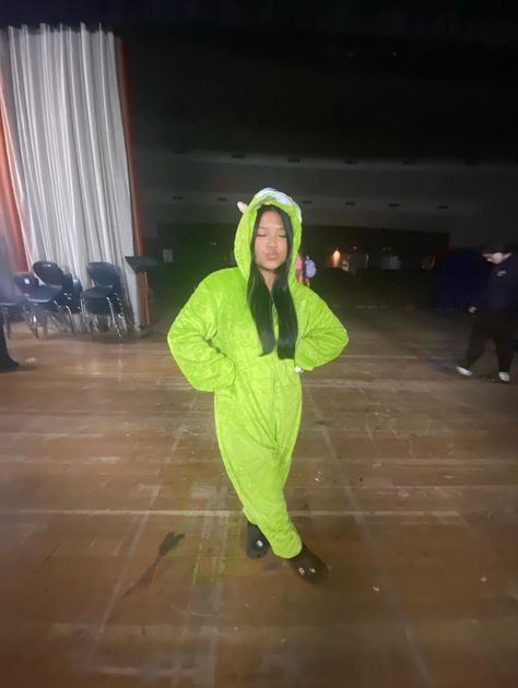 Mike Wazowski onesie  <33
#halloween #mikewasowski #costume #cute #onesie #fall #autumn Halloween Onesie Costumes, Casual Halloween Costume Onesie, Halloween Costumes Onesies, Cute Mike And Sully Costumes, Mike Wazowski And Sully, Onesie Halloween Costumes, Sully Onesie, Pregnant Mike Wazowski Costume, Mike Wazowski Onesie