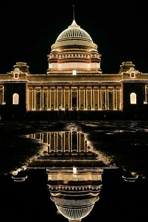 Rashtrapati bhavan on diwali night Delhi Photos, Rashtrapati Bhawan, Indian Fort, Diwali Night, Foreign Service, Indian Independence Day, Independence Day India, Boxing Quotes, Amazing Nature Photography