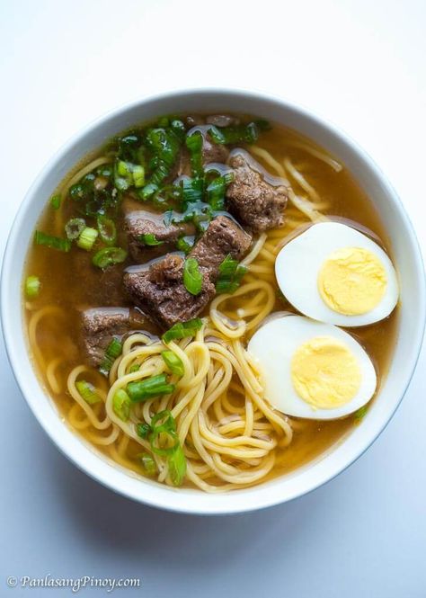 Beef Pares Mami Recipe - Panlasang Pinoy Beef Pares Mami, Mami Recipe, Beef Mami, Chicken Mami, Filipino Meal, Pilipino Recipe, Filipino Soup Recipes, Pilipino Food Recipe, Beef Pares