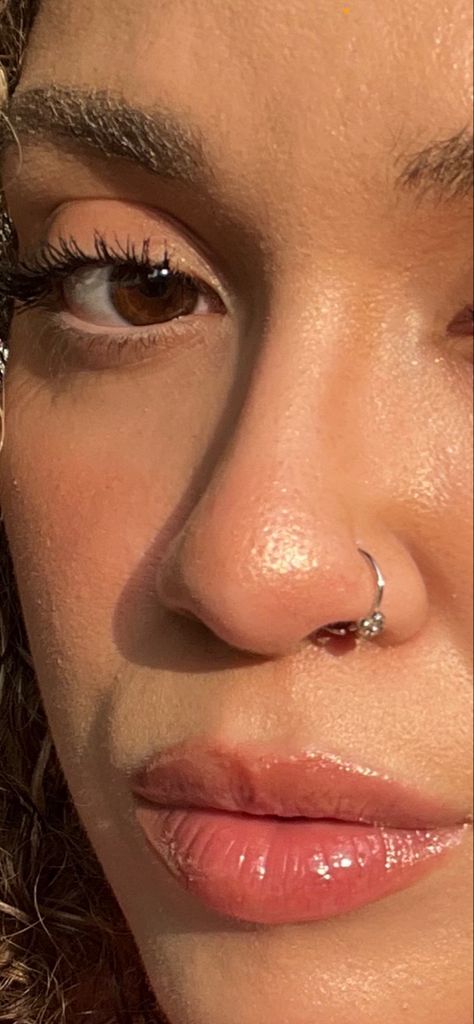 Y2k Nose Ring, Nose Peicerings Aesthetic, Desi Nose Piercing, Nose Jewelry Aesthetic, Hoop Nose Ring Aesthetic, Aesthetic Nose Piercing, Nose Percinings Aesthetic, Nostril Piercing Aesthetic, Nose Piercing Inspo