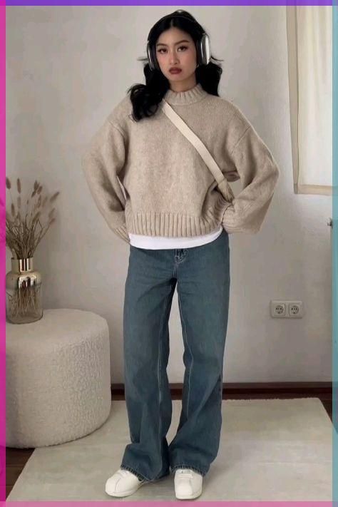 Cozy Cardigan Outfit Leggings, American Fall Outfit, Modest Fall Outfits Casual Jeans, Uniqlo Sweater Outfit, Autumn Outfits Uni, Fall White Sweater Outfit, Shojo Girl Fall Outfit, Teenage Fall Outfits, Big Bear Outfit Fall